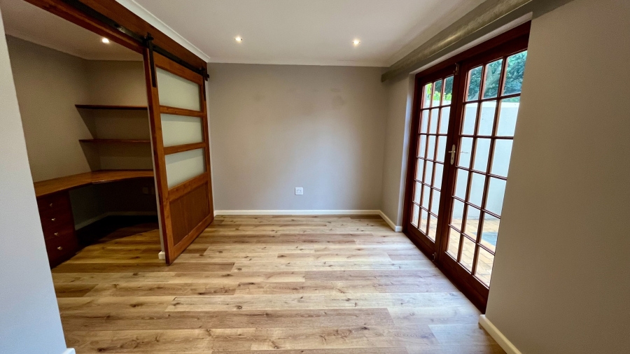 To Let 2 Bedroom Property for Rent in Helena Heights Western Cape